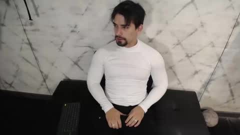 Ian Davis online show from September 24, 2025, 11:57 am