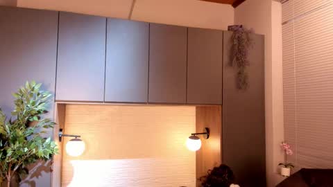 Ian Davis online show from October 12, 2025, 11:42 am