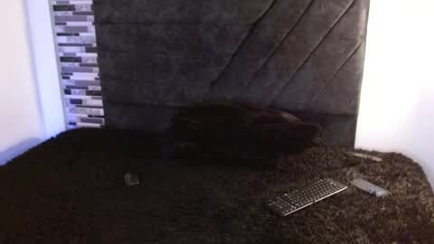 Ian Davis online show from April 30, 2026, 2:45 pm