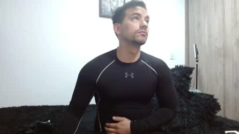 Ian Davis online show from August 6, 2026, 11:34 am