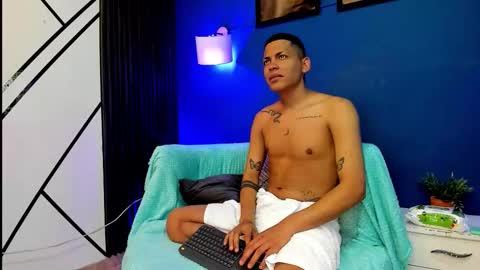 IAN LEIN online show from November 24, 2025, 4:23 am