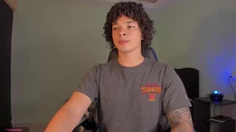 Andres online show from March 1, 2026, 2:02 am