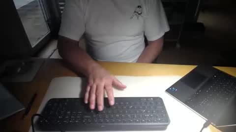 Snapshot of iandy12 chatting on September 29, 2025, 6:29 am iandy12 online show from September 29, 2025, 6:29 am