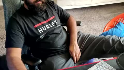 iBear0 online show from September 21, 2025, 8:43 pm