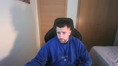 iberian_macho online show from January 17, 2026, 12:54 pm