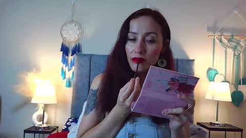 Iberian Moon online show from January 18, 2026, 11:25 am