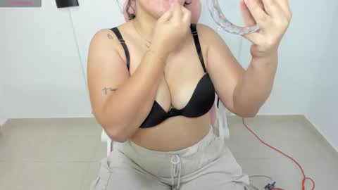 Snapshot of ibeth_diaz chatting on November 26, 2025, 3:18 am ibeth_diaz online show from November 26, 2025, 3:18 am