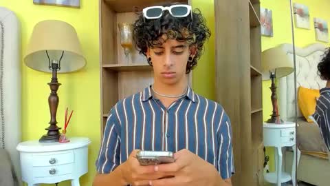 ibratxandy online show from October 13, 2025, 7:25 pm