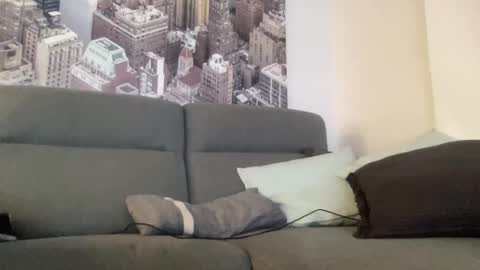 ic987 online show from November 29, 2025, 5:05 pm