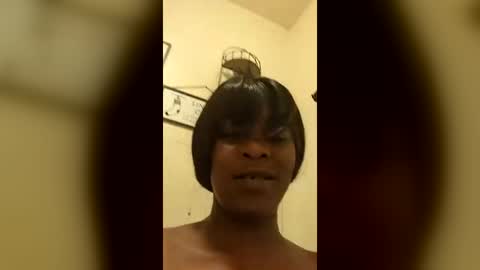Snapshot of icandylove chatting on July 28, 2026, 8:32 am icandylove online show from July 28, 2026, 8:32 am