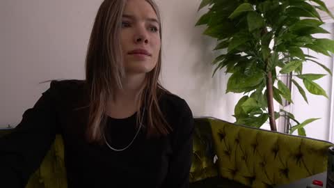 Danielle online show from January 27, 2025, 8:18 am