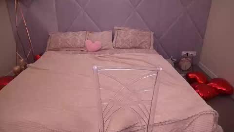 Danielle online show from March 4, 2026, 1:50 pm