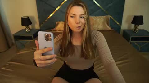 Danielle online show from July 14, 2026, 5:56 am