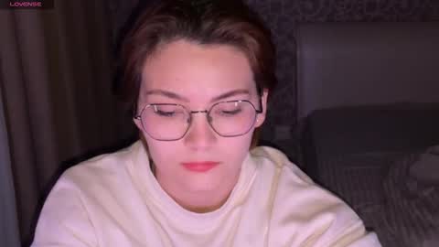 Ksenia online show from November 13, 2025, 5:01 pm