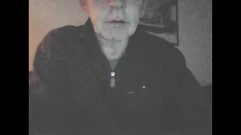 Snapshot of icemandude chatting on November 15, 2025, 1:18 pm icemandude online show from November 15, 2025, 1:18 pm