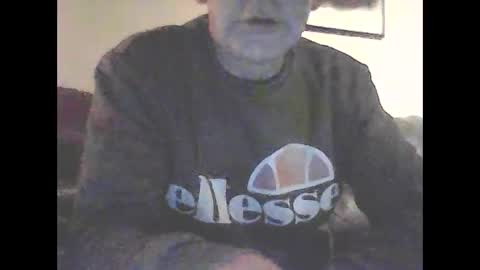 Snapshot of icemandude chatting on November 22, 2025, 7:24 pm icemandude online show from November 22, 2025, 7:24 pm