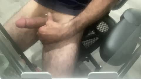 icewoodg online show from September 18, 2025, 3:03 pm