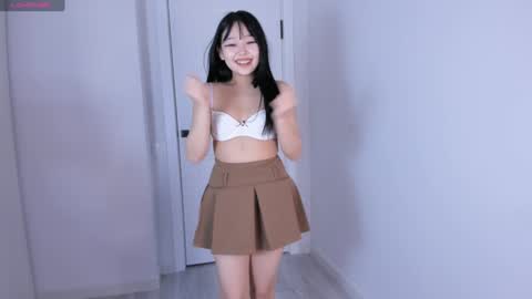 Snapshot of ichigo_o chatting on January 6, 2025, 8:14 am Hitomi   online show from January 6, 2025, 8:14 am