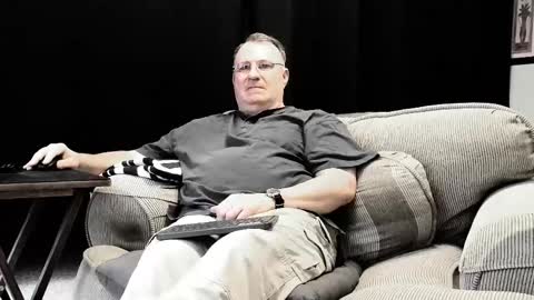 Snapshot of icihristopher chatting on February 26, 2025, 11:48 pm Christopher online show from February 26, 2025, 11:48 pm