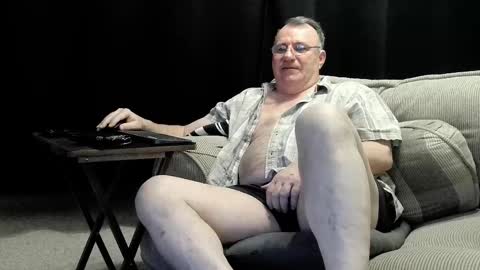 Snapshot of icihristopher chatting on February 28, 2025, 4:21 am Christopher online show from February 28, 2025, 4:21 am