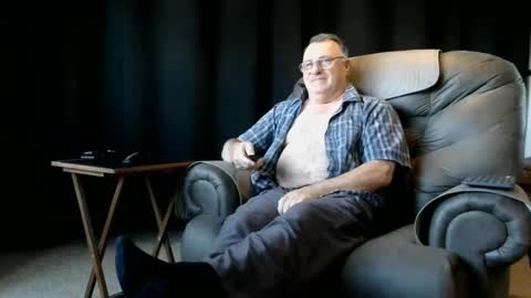 Snapshot of icihristopher chatting on September 25, 2025, 1:09 am Christopher online show from September 25, 2025, 1:09 am