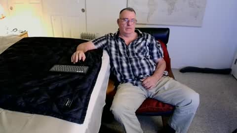 Snapshot of icihristopher chatting on October 2, 2025, 4:03 pm Christopher online show from October 2, 2025, 4:03 pm