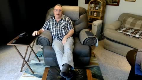 Snapshot of icihristopher chatting on October 14, 2025, 10:32 pm Christopher online show from October 14, 2025, 10:32 pm