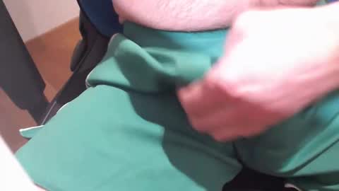 icky_thumps online show from November 6, 2025, 8:21 pm