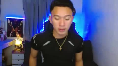 Snapshot of iconicmateo chatting on October 22, 2025, 8:03 am Mateo online show from October 22, 2025, 8:03 am