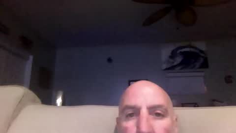 icumming online show from May 19, 2026, 3:46 am