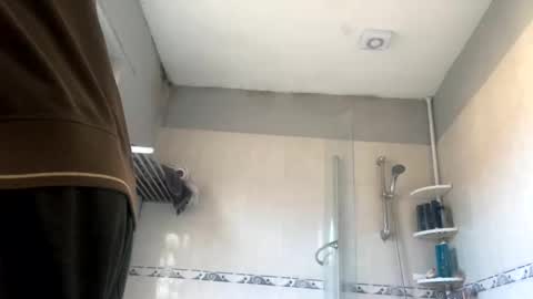 Snapshot of icums4u chatting on January 3, 2025, 1:14 pm icums4u online show from January 3, 2025, 1:14 pm