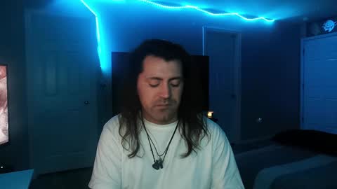 Snapshot of icy_ivy chatting on January 10, 2025, 12:04 pm Ivan online show from January 10, 2025, 12:04 pm