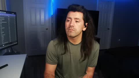 Snapshot of icy_ivy chatting on February 1, 2025, 7:57 am Ivan online show from February 1, 2025, 7:57 am