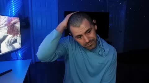 Snapshot of icy_ivy chatting on February 21, 2025, 2:39 am Ivan online show from February 21, 2025, 2:39 am