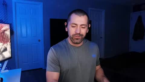 Snapshot of icy_ivy chatting on February 25, 2025, 3:20 am Ivan online show from February 25, 2025, 3:20 am