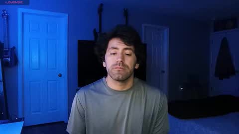 Snapshot of icy_ivy chatting on October 14, 2025, 6:58 am Ivan online show from October 14, 2025, 6:58 am