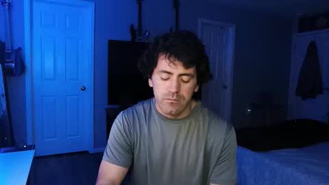 Snapshot of icy_ivy chatting on October 15, 2025, 4:56 am Ivan online show from October 15, 2025, 4:56 am