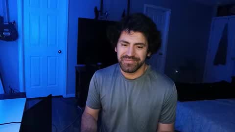 Snapshot of icy_ivy chatting on October 29, 2025, 2:14 am Ivan online show from October 29, 2025, 2:14 am