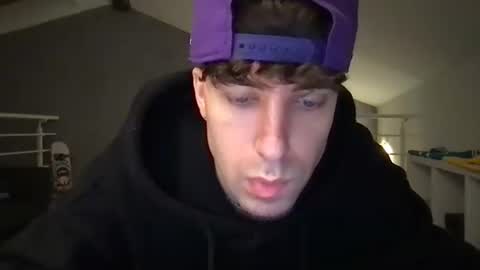 Snapshot of icyninesix chatting on January 11, 2025, 7:38 pm icyninesix online show from January 11, 2025, 7:38 pm