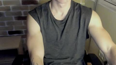 yo online show from November 7, 2025, 7:25 pm