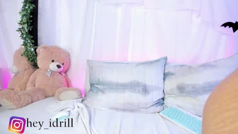 idrill online show from October 13, 2025, 9:15 pm