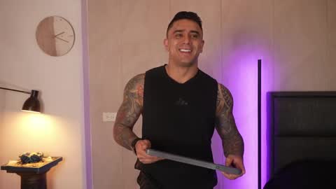 Igor scott online show from April 16, 2026, 2:23 am