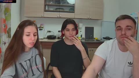 Julia and Mira online show from December 16, 2024, 3:43 pm