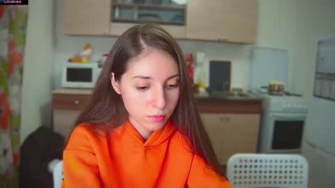 Julia and Mira online show from January 19, 2025, 3:42 pm