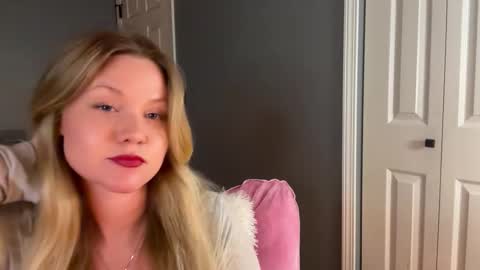 cassie online show from February 11, 2026, 3:44 am