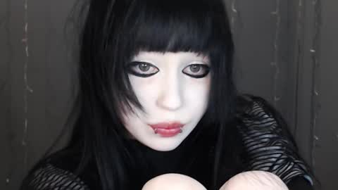 iiiiiiis online show from March 17, 2026, 9:40 pm