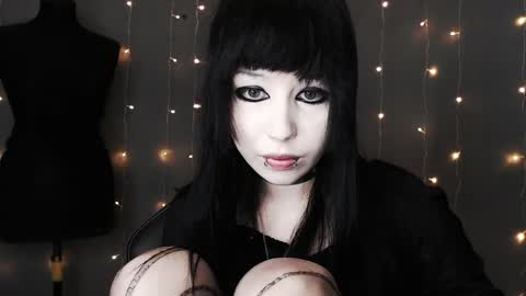 iiiiiiis online show from April 16, 2026, 12:22 am