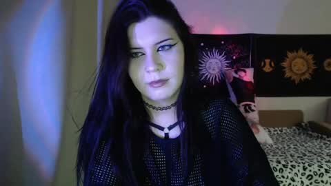 Vella online show from May 29, 2026, 5:55 pm