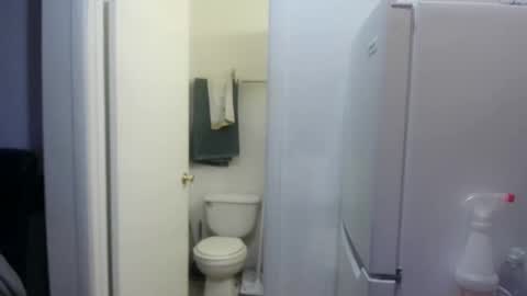 Snapshot of ikebbcdaddy chatting on December 12, 2024, 1:21 am IkebbcDaddy online show from December 12, 2024, 1:21 am