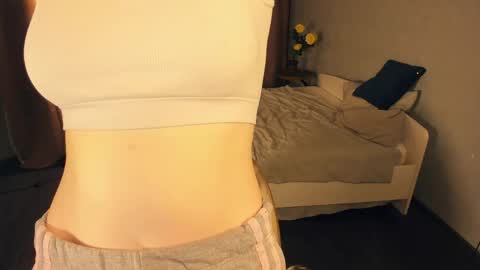 Ilana online show from May 25, 2026, 7:42 pm